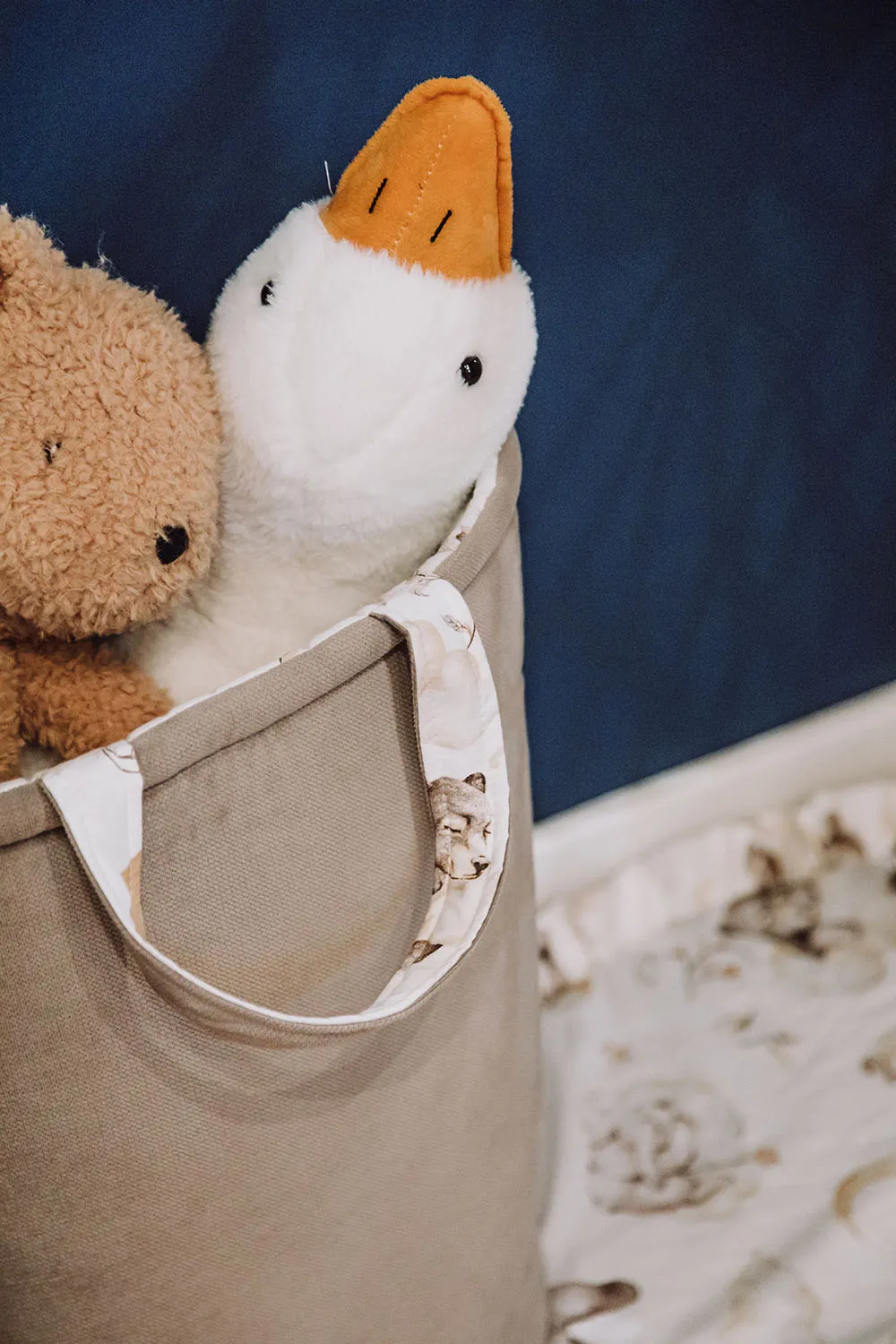 Sweet Teddy & Latte Velvet Speelgoedmand - Afbeelding 5